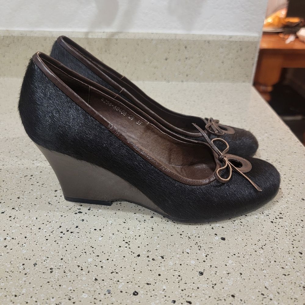 Minx 4256-A0408-09 Womens Fur Wedges Size 37 US Size 6